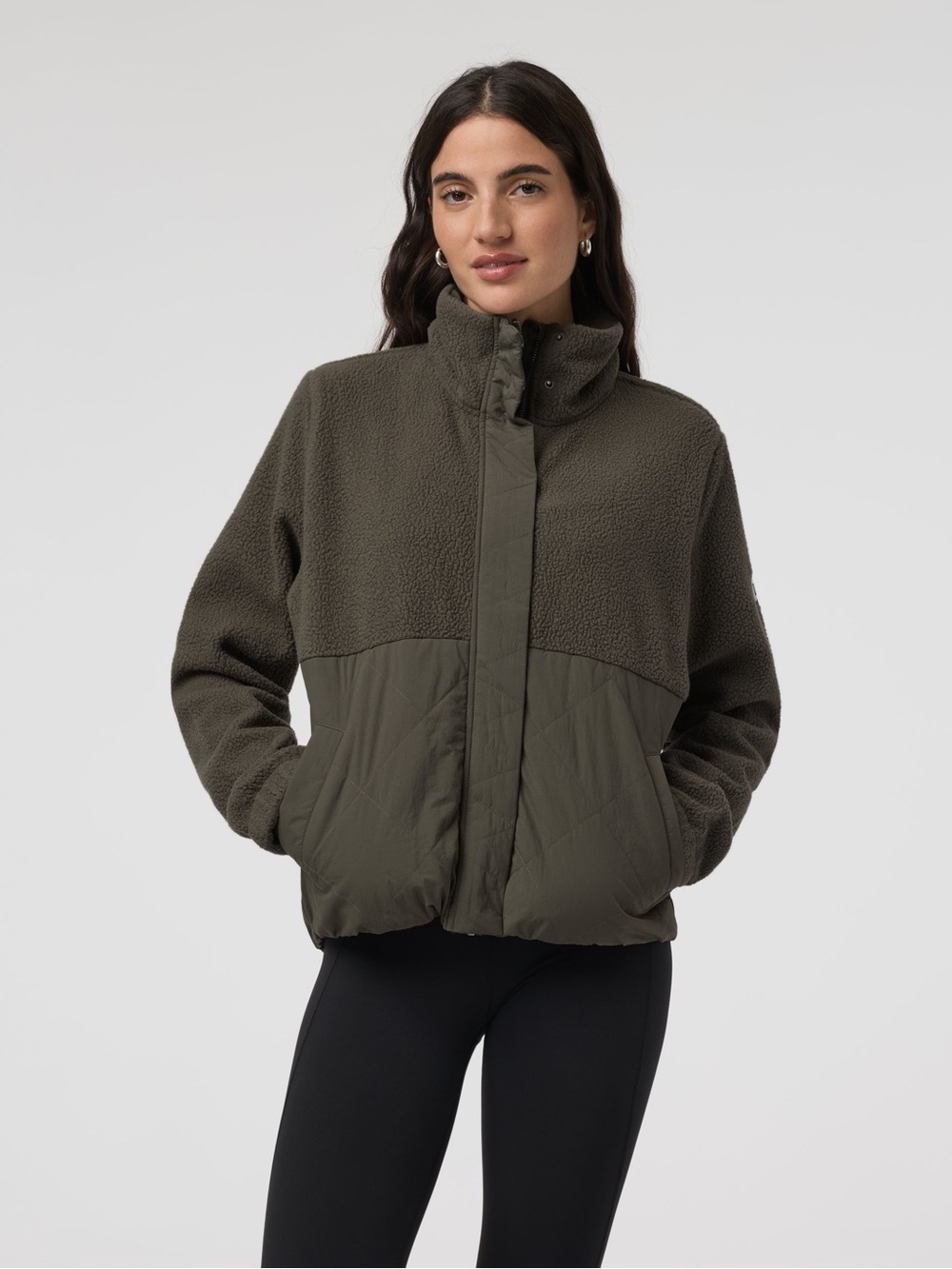 Vuori Highland Sherpa Jacket - Oregano Sz M Women’s 
(Sep A-1)